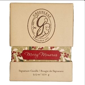 Greenleaf Merry Memories Signature 9.5 oz. Candle